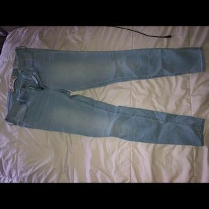 Hollister light wash jeggings size 5